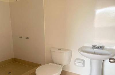 VENTA DE DEPARTAMENTO 1° PISO EN CONDOMINIO, URB. LA PLATA